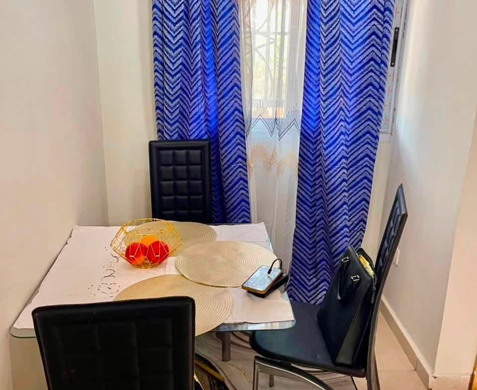 Charmant studio meublé à louer à Yaoundé Cité Verte