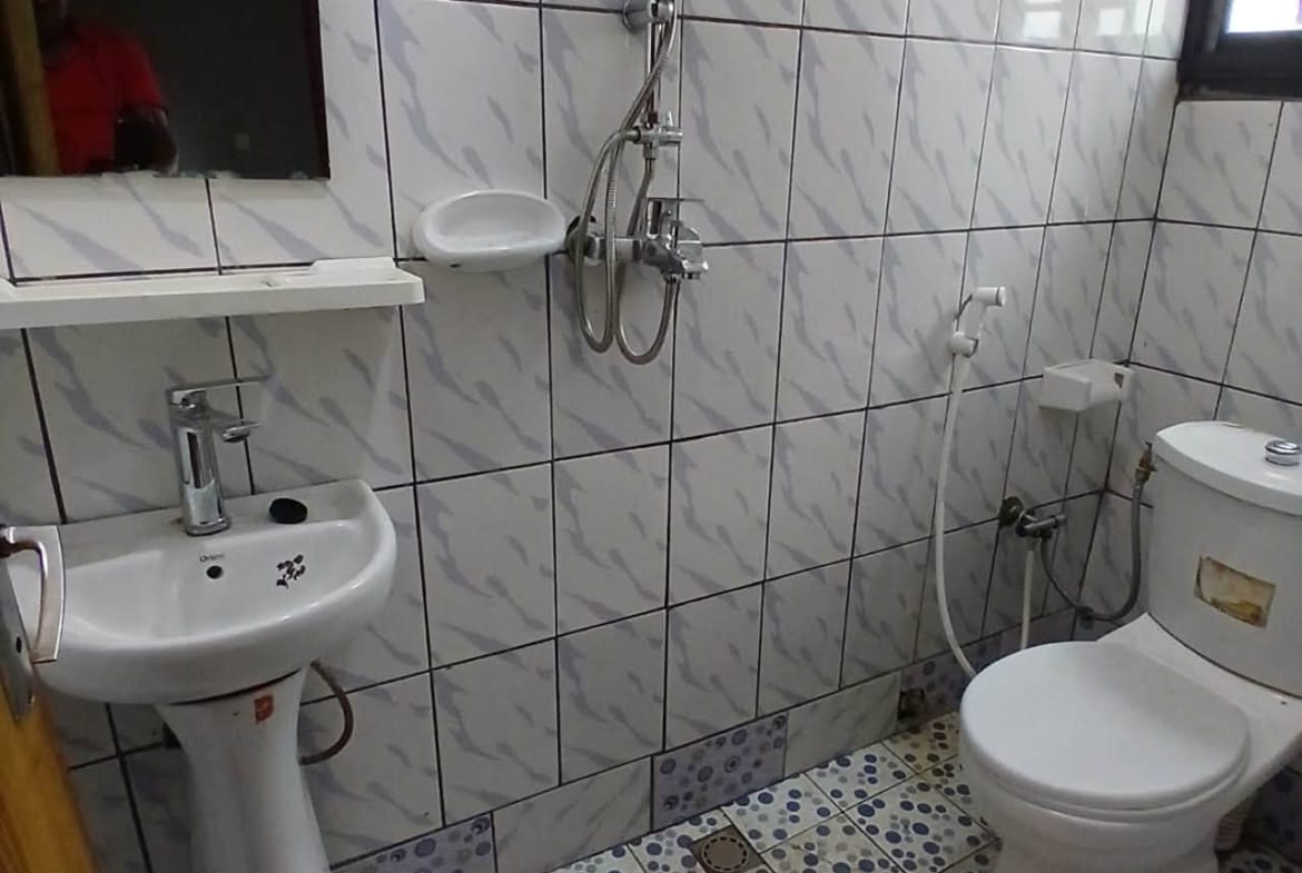 Damas appartement haut standing 2 chambres 140000fcfa
