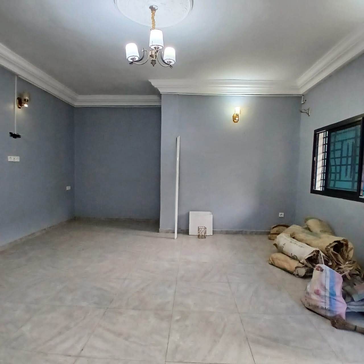 Damas appartement haut standing 2 chambres 140000fcfa