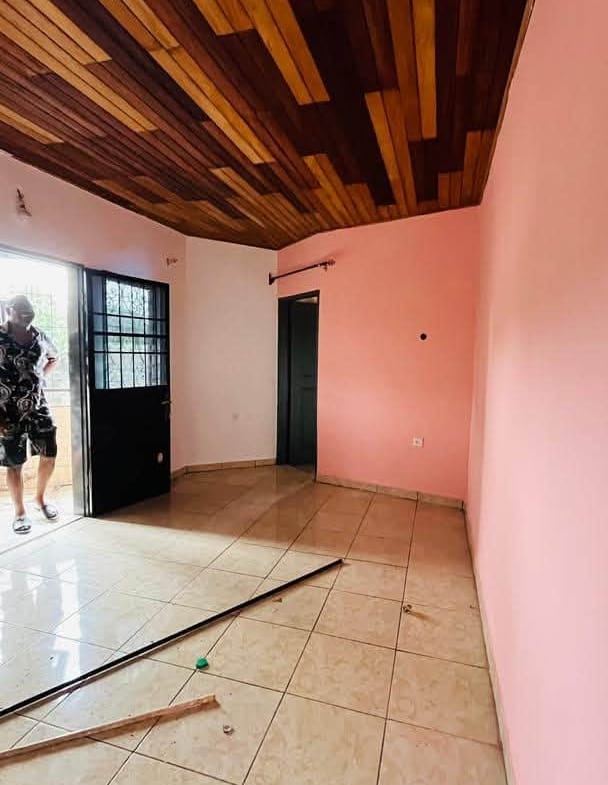 Studio moderne Logbaba Total 60000Fcfa