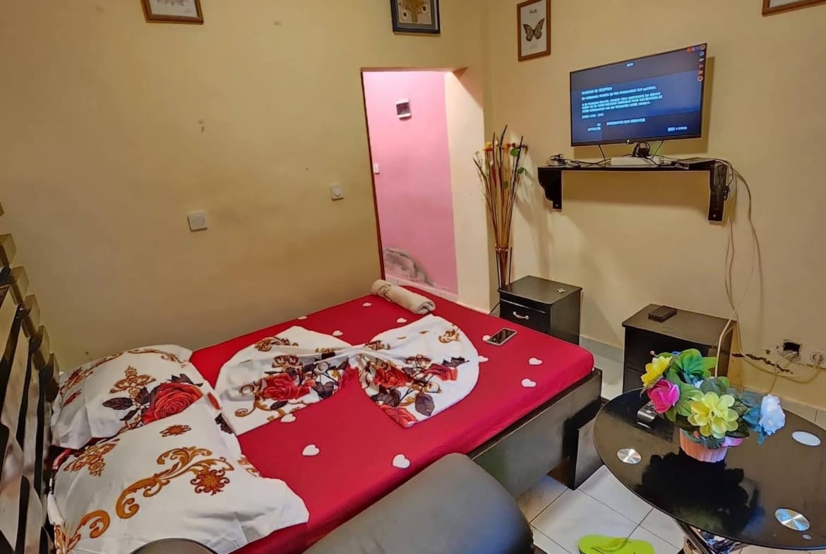 Chambre meublée Nsam Columbia face Ad Lucem
