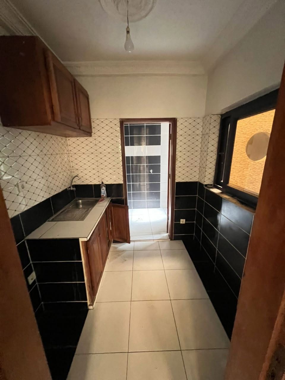 APPARTEMENT MODERNE STAFFÉ SITUÉ À MAKÉPÉ 165000FCFA