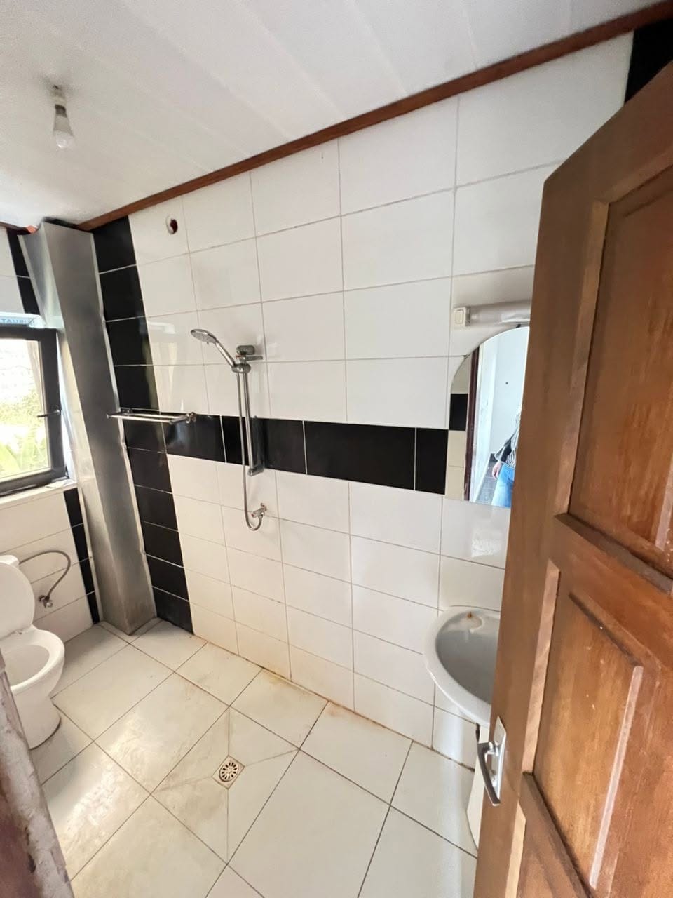 APPARTEMENT MODERNE STAFFÉ SITUÉ À MAKÉPÉ 165000FCFA