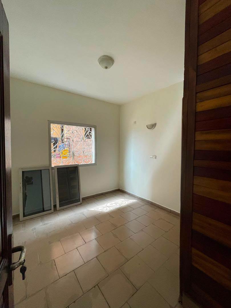 Luxueux appartement 3 chambres à Yaoundé Essos 250000fcfa
