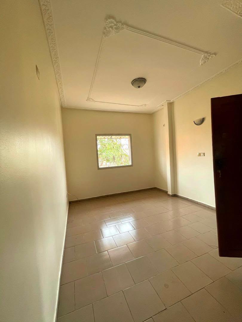 Luxueux appartement 3 chambres à Yaoundé Essos 250000fcfa