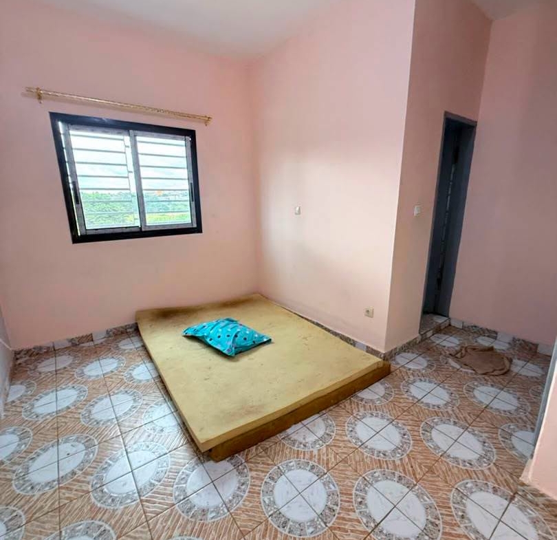 YAOUNDÉ NKOLFOULOU APPARTEMENT NEUF 75000 FCFA