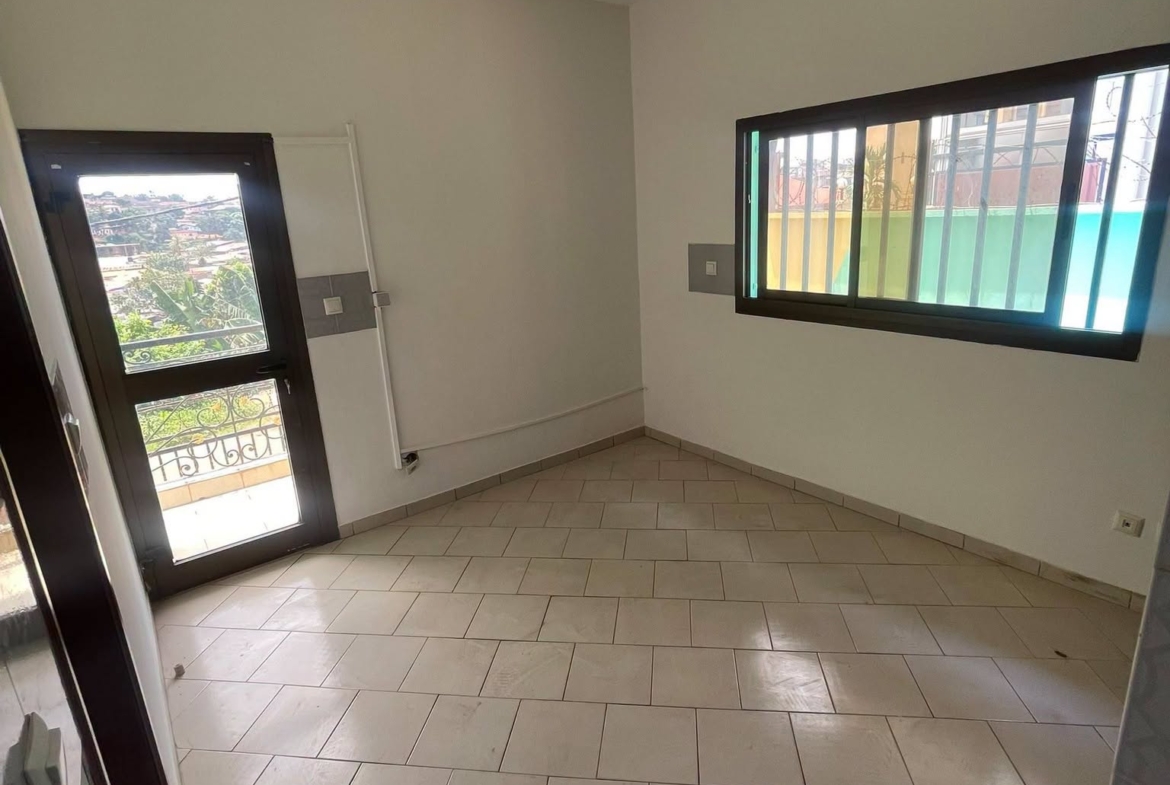 APPARTEMENT HAUT STANDING CLIMATISÉ YAOUNDE OMNISPORTS