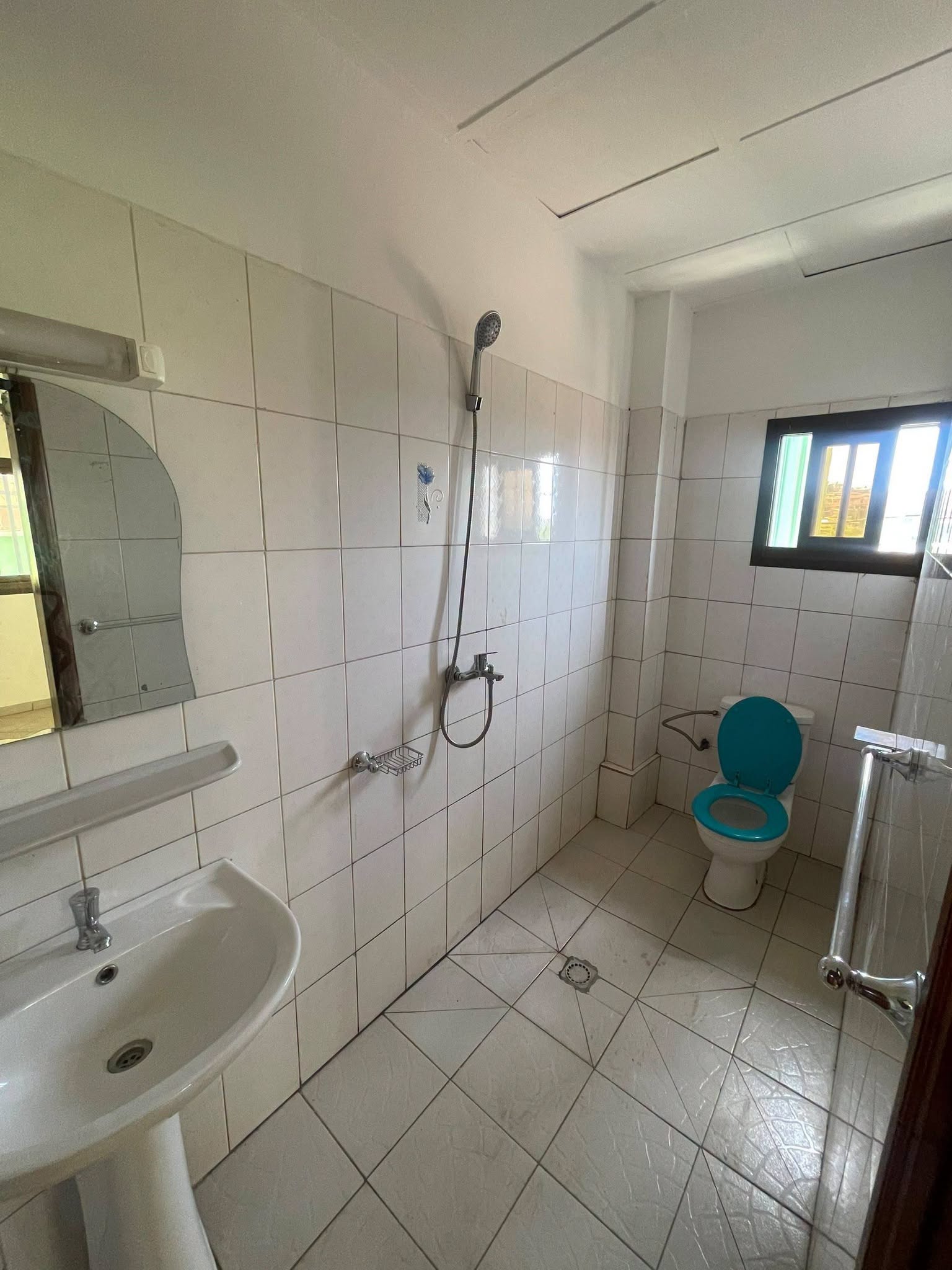 ABL_appart_omnisport_241026_dch1 APPARTEMENT HAUT STANDING CLIMATISÉ YAOUNDE OMNISPORTS