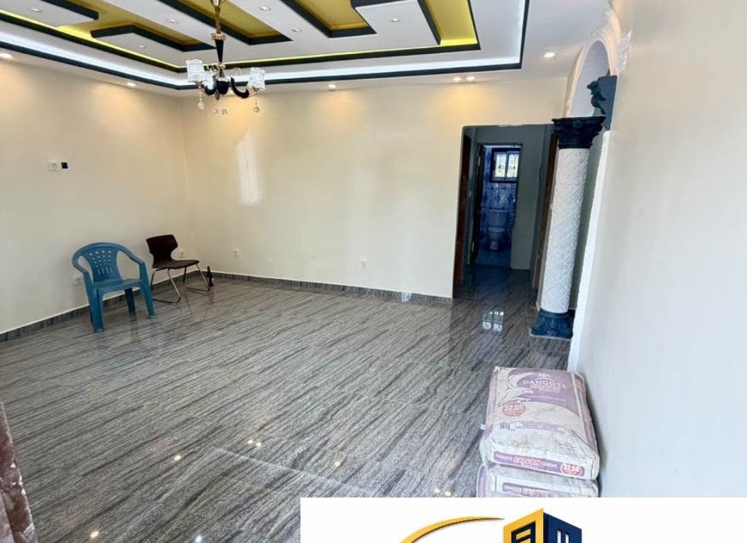 Appartement haut standing dans la clôture à Mokolo, Bertoua