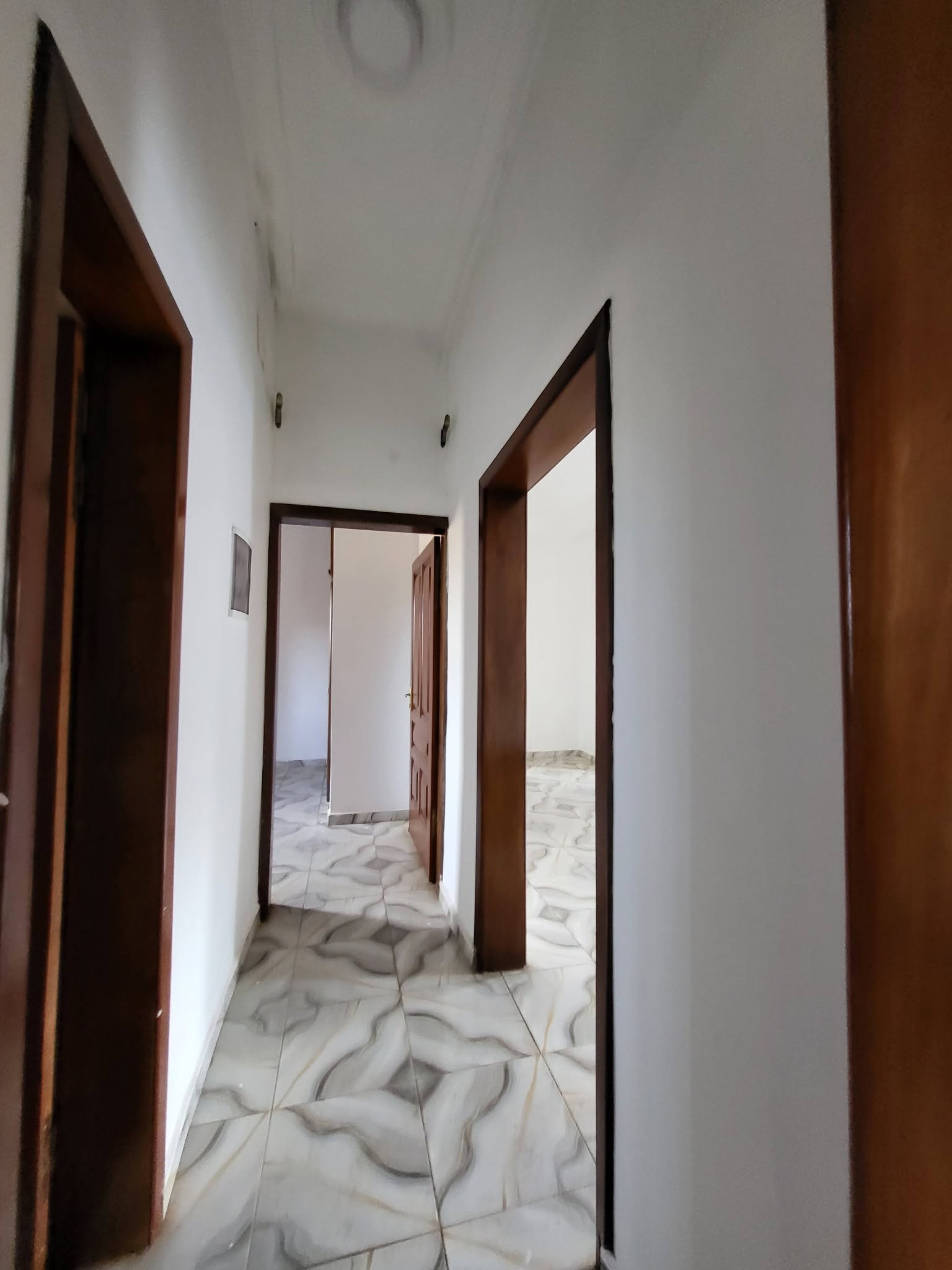 APPARTEMENT À LOUER À DAMAS, YAOUNDÉ 140000 FCFA