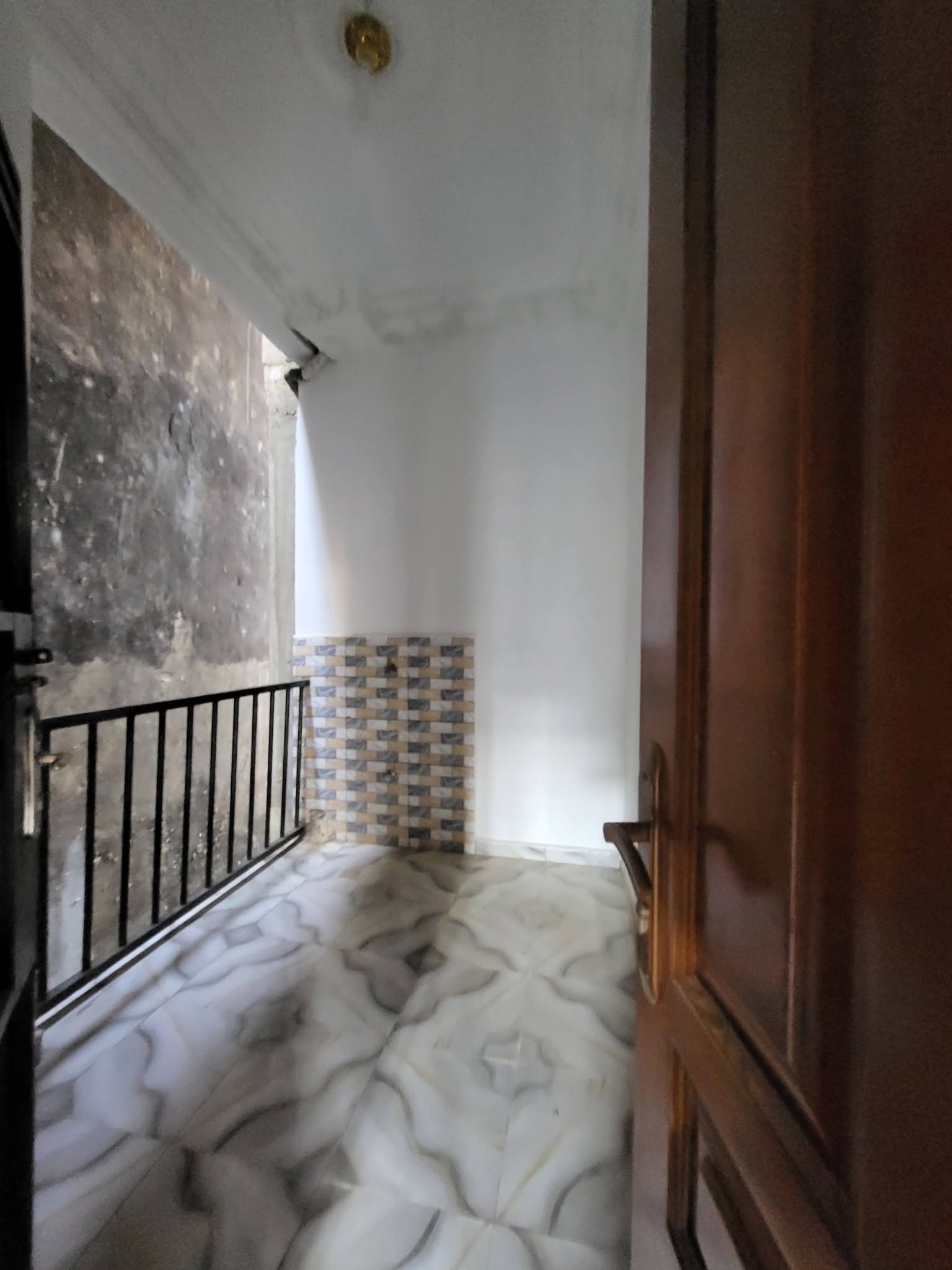 APPARTEMENT À LOUER À DAMAS, YAOUNDÉ 140000 FCFA
