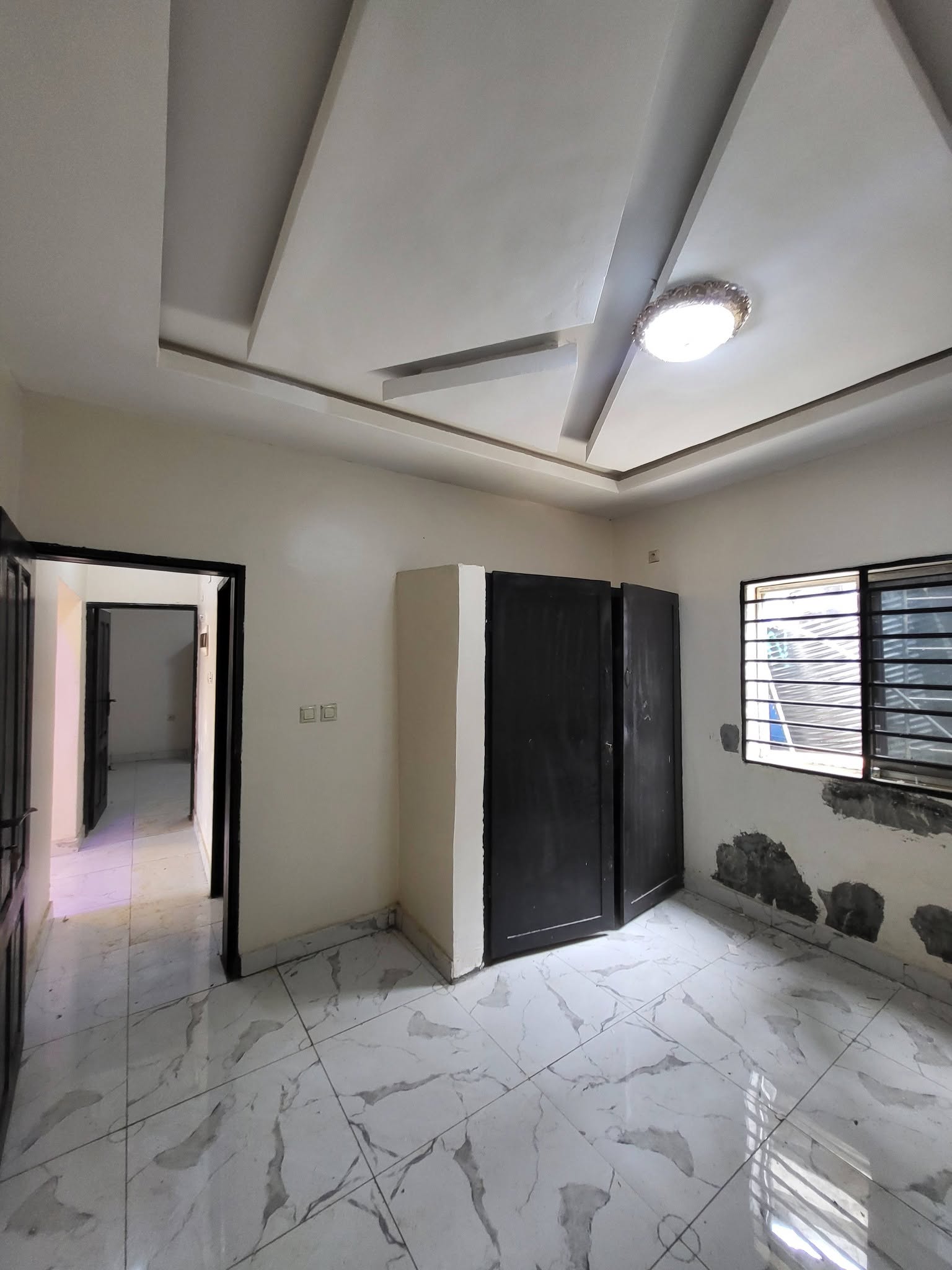 AIES_appart_nsam_251026_chb2 Magnifique appartement de standing 2 chambres, Yaoundé Nsam