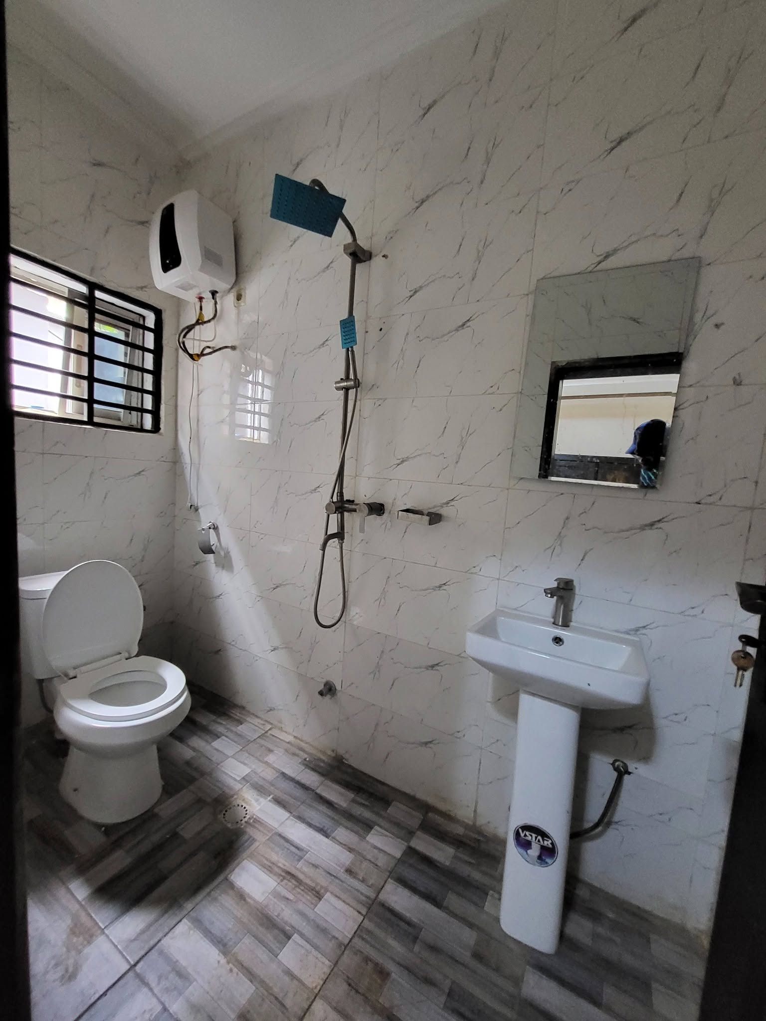 AIES_appart_nsam_251026_dch2 Magnifique appartement de standing 2 chambres, Yaoundé Nsam