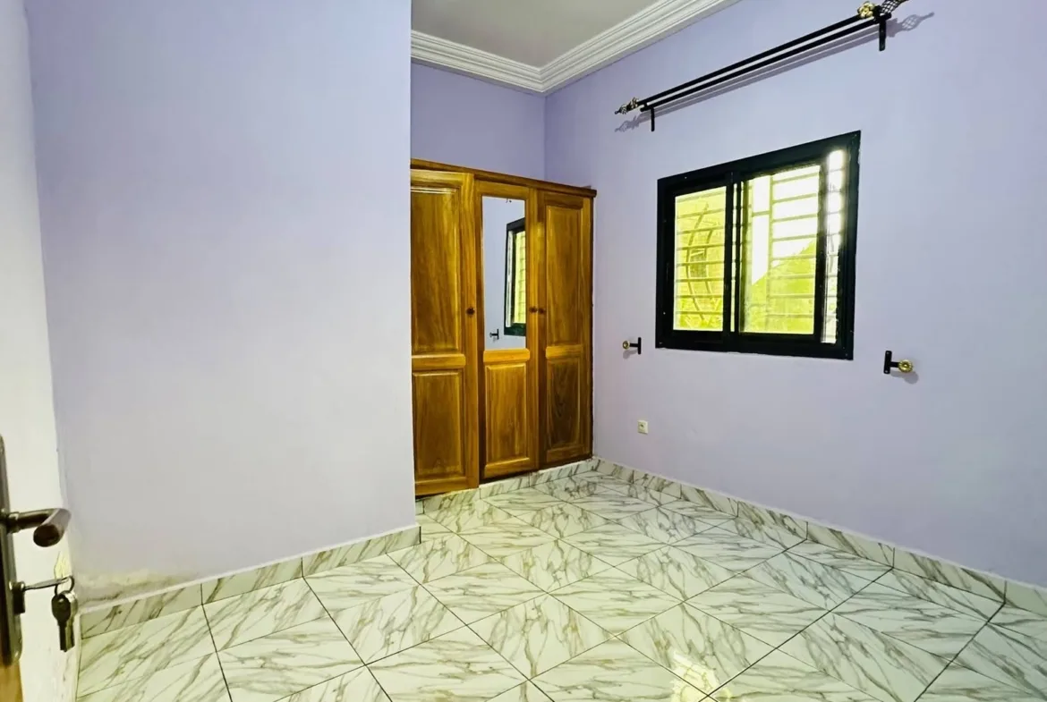 APPARTEMENT MODERNE  À LOUER SIMBOCK BASE MILITAIRE