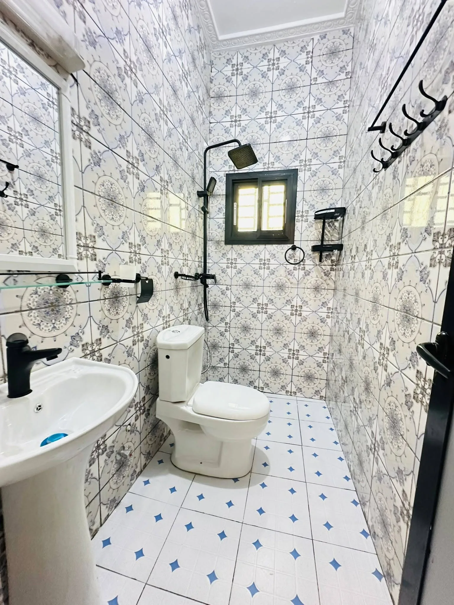 APPARTEMENT MODERNE  À LOUER SIMBOCK BASE MILITAIRE