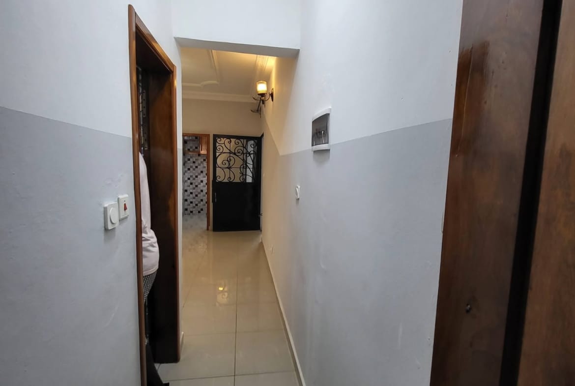 Studio moderne à louer à Yaoundé Biyem-Assi 85000 fcfa