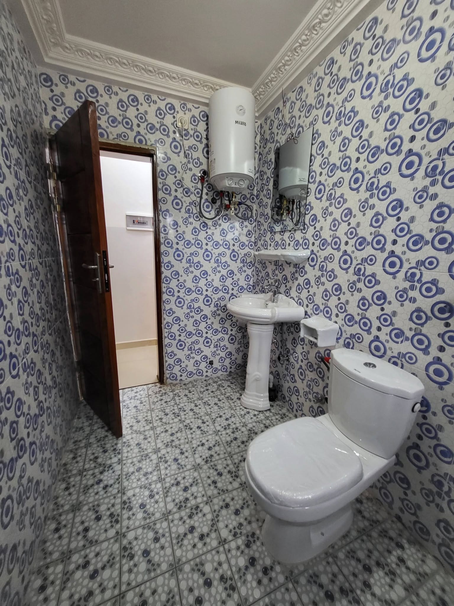 Studio moderne à louer à Yaoundé Biyem-Assi 85000 fcfa
