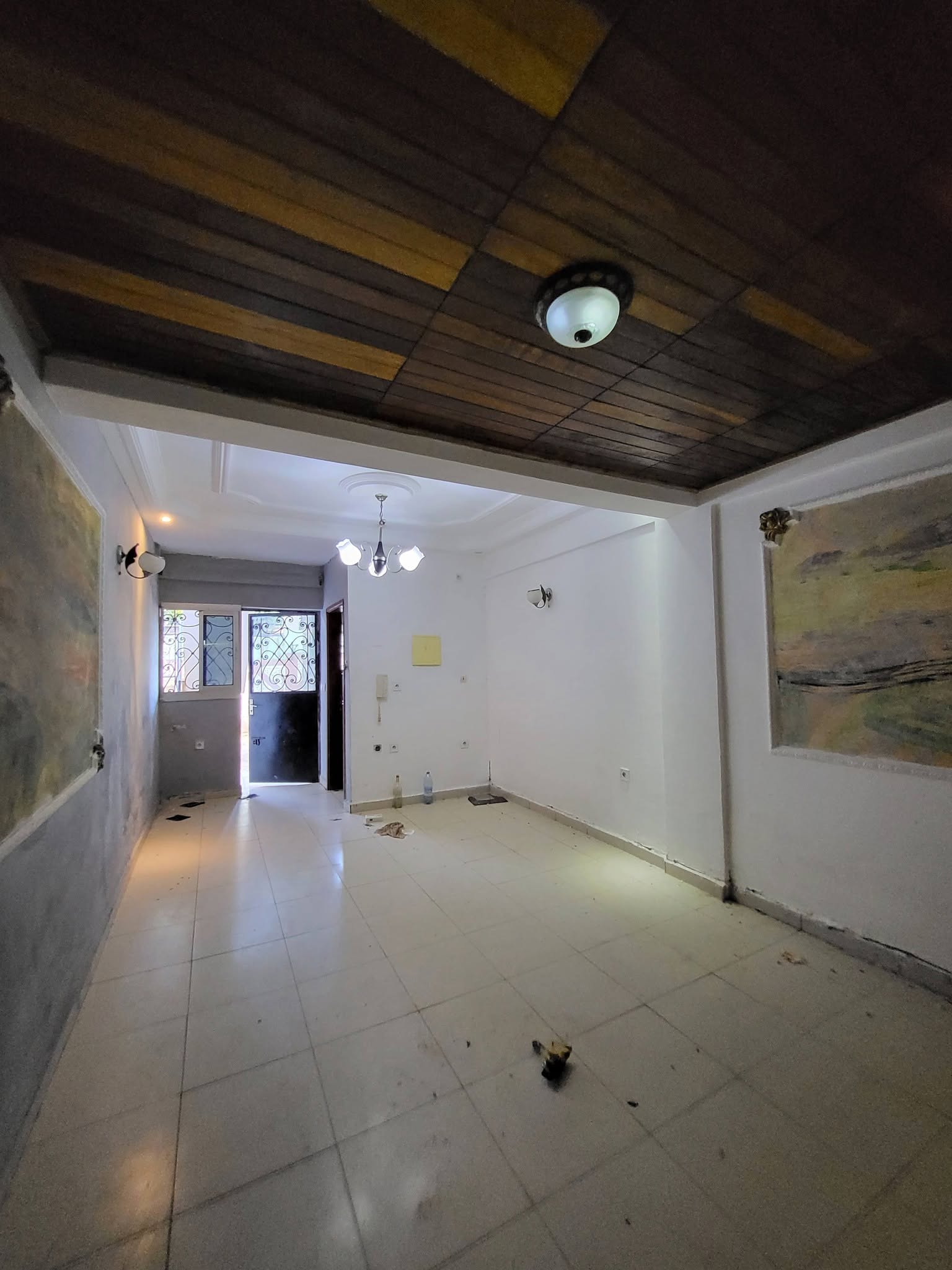 Studio moderne à louer à Biyemassi, Yaoundé 70000 fcfa