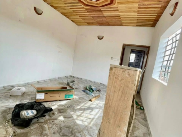 Studio moderne avec clim et forage à louer à Damas 80000fcfa