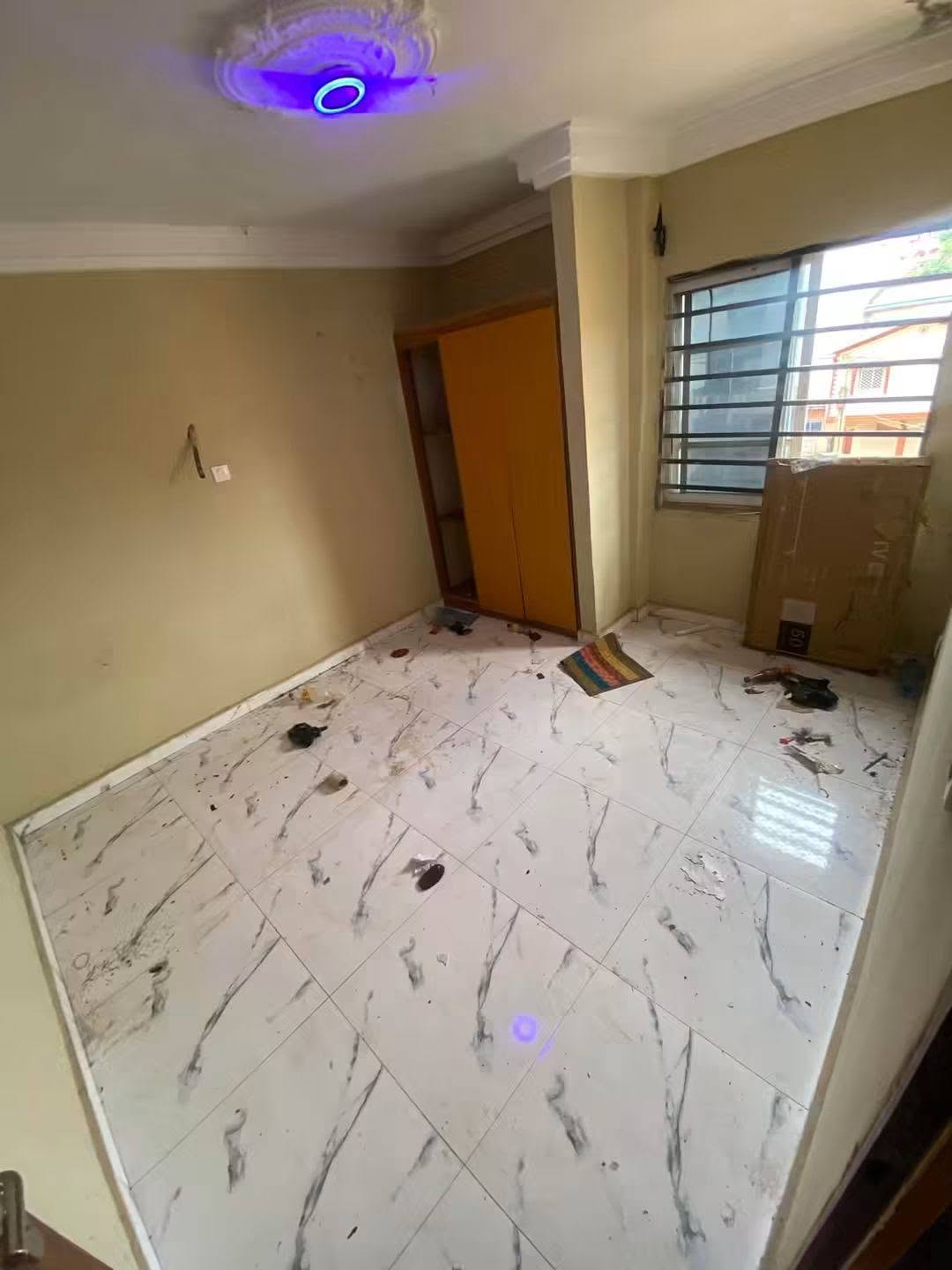 Studio Standard groupe électrogène forage prépayé, Jouvence Yaoundé