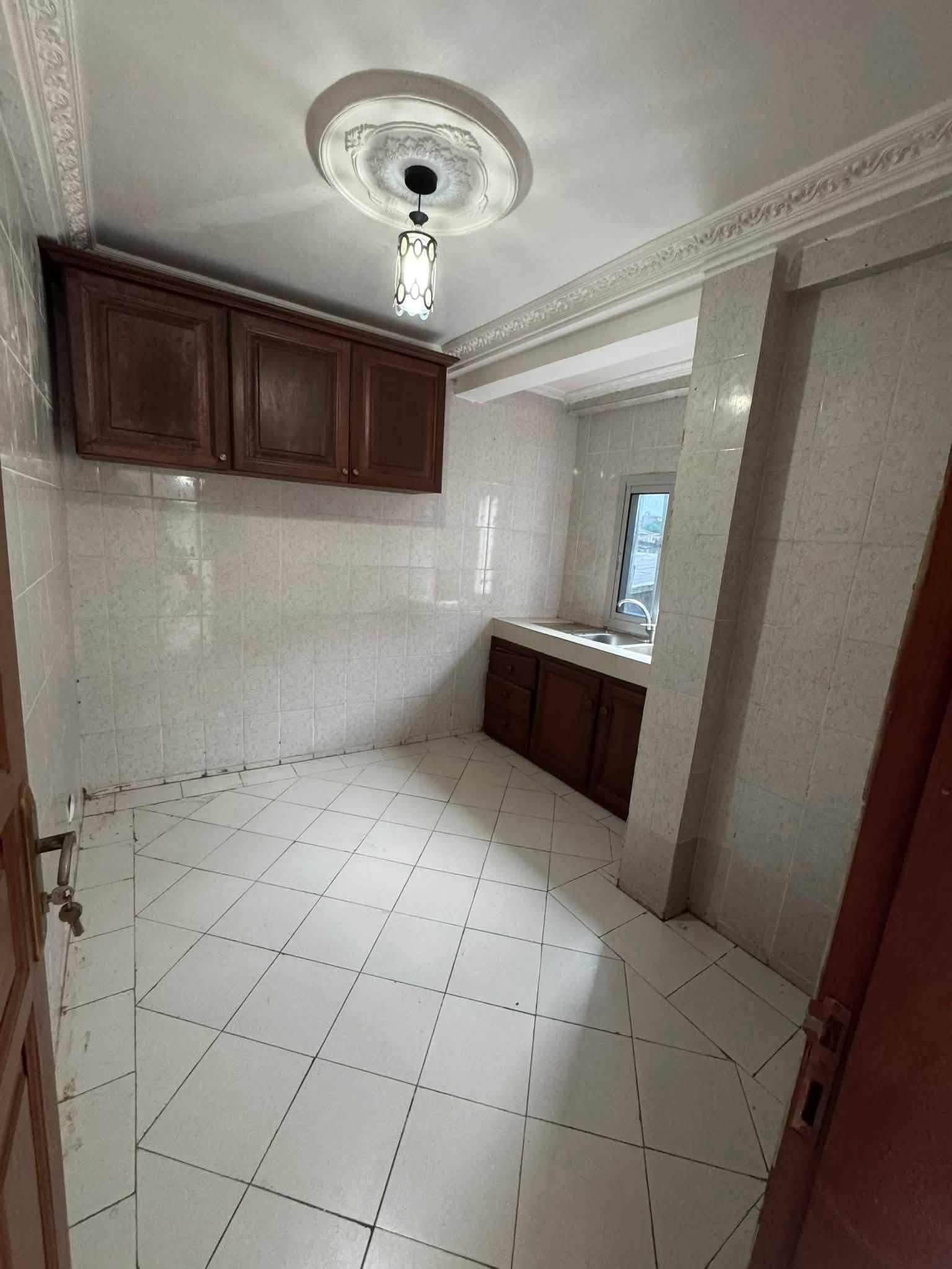 Mignon Studio Moderne à Louer à Yaoundé Mendong 90000 FCFA