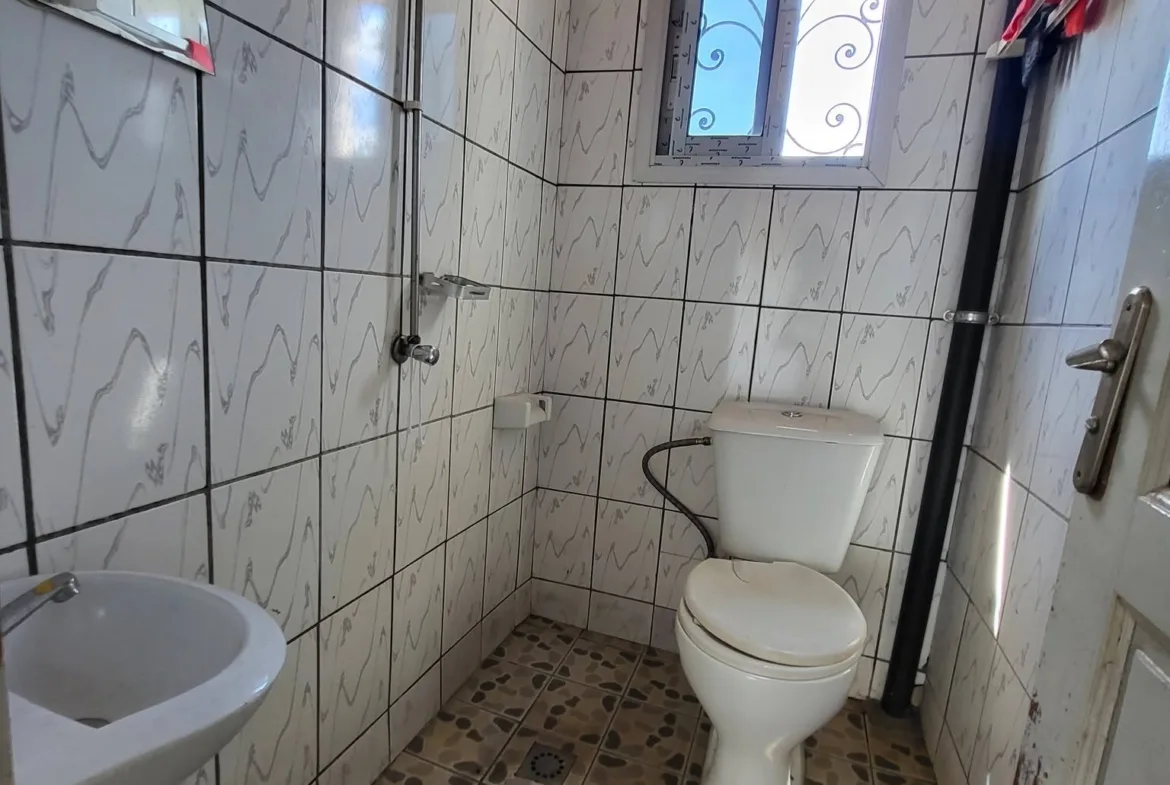 Studio moderne bon standing à louer à Yaoundé Nsam Obam