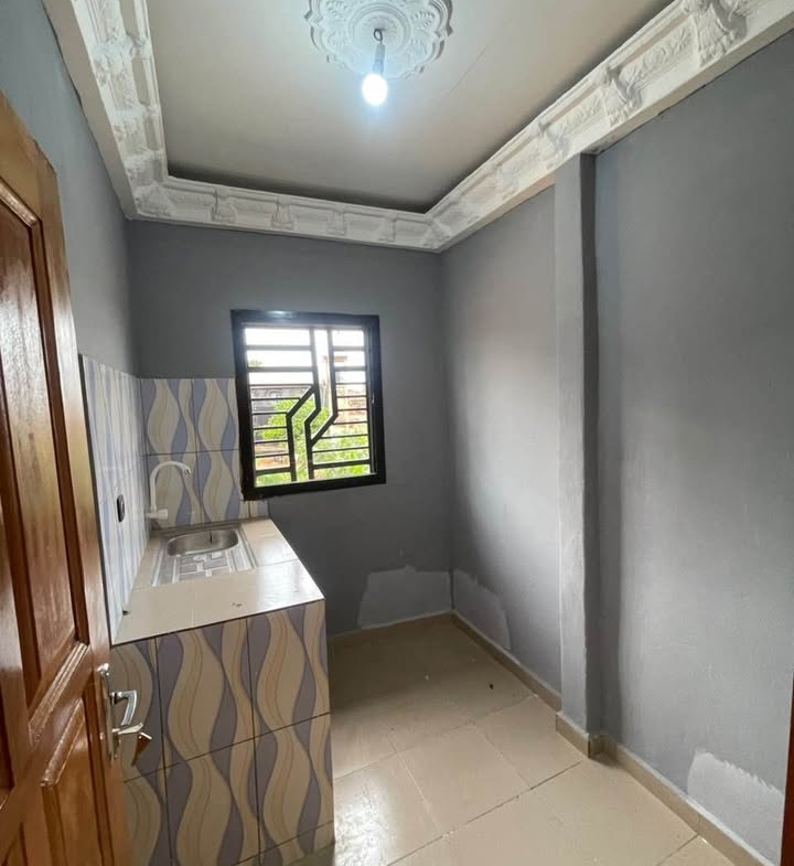 Studio moderne à louer à Yaoundé Nkoabang 60000FCFA