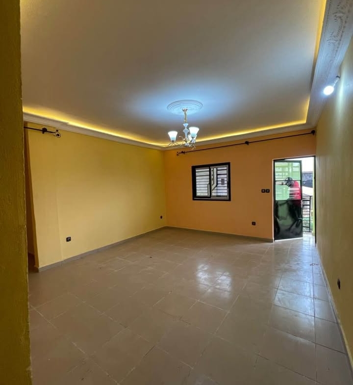 Studio moderne à louer à Yaoundé Nkoabang 60000FCFA