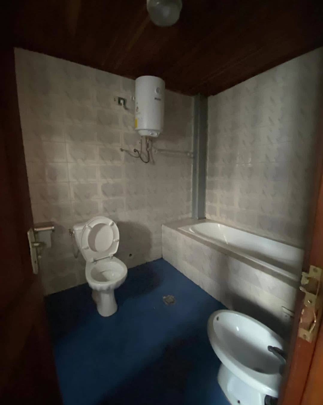 APPARTEMENT SPACIEUX À LOUER À BONAPRISO 500000FCFA