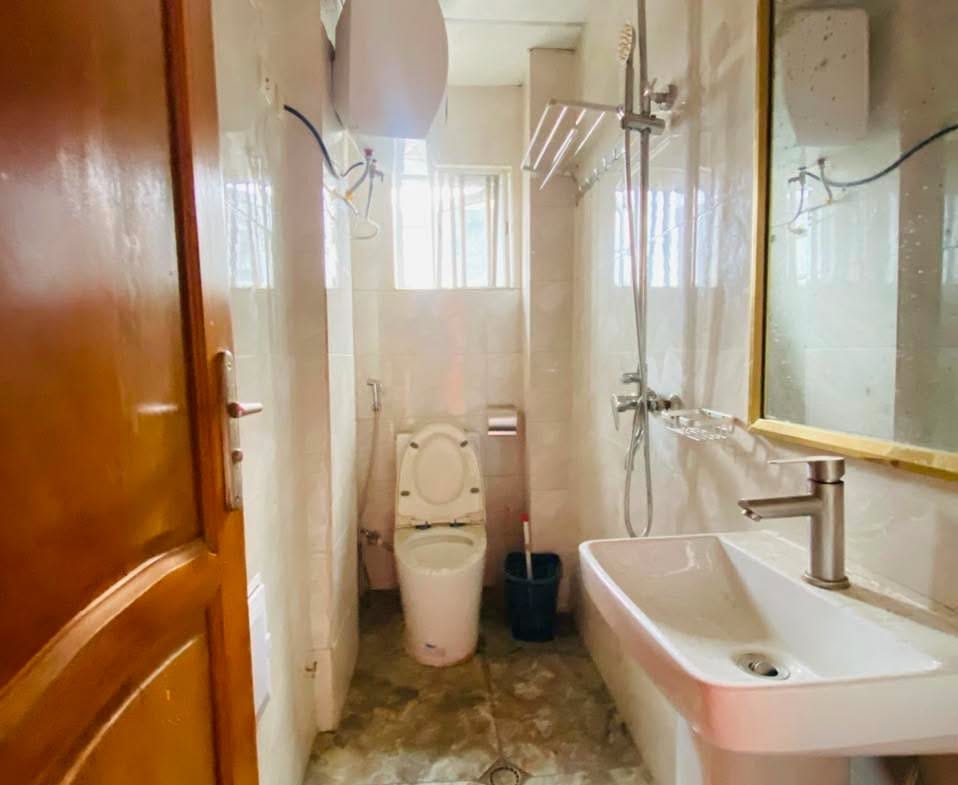 APPARTEMENT HAUT STANDING À LOUER À KM5, DOUALA