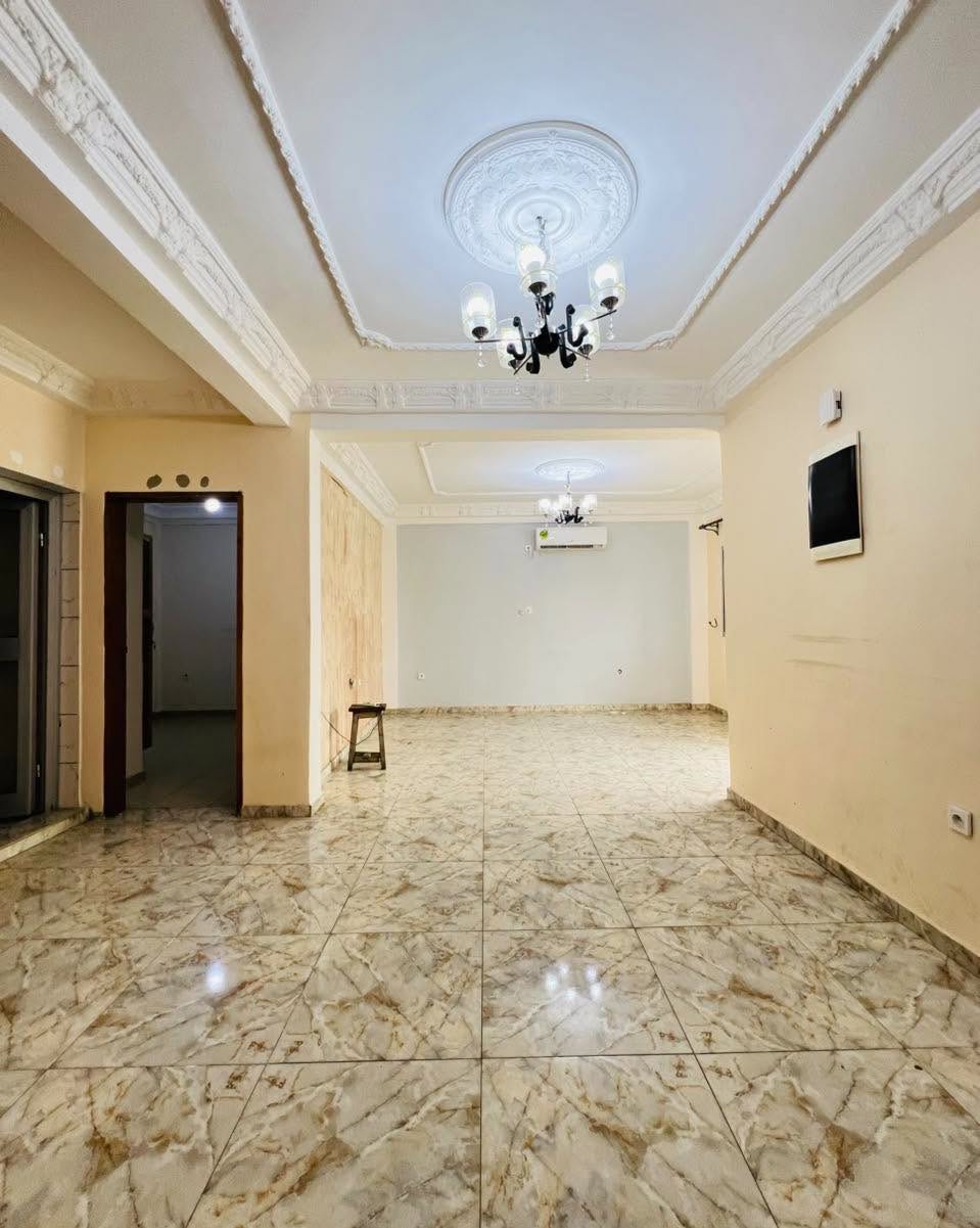 BKI_appart_logpom_121026_sln3 APPARTEMENT 3 CHAMBRES ENTIÈREMENT CLIMATISÉ DOUALA LOGPOM