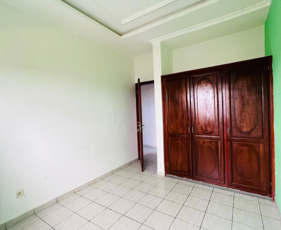 APPARTEMENT PUREMENT HAUT STANDING À LOUER DOUALA LOGPOM