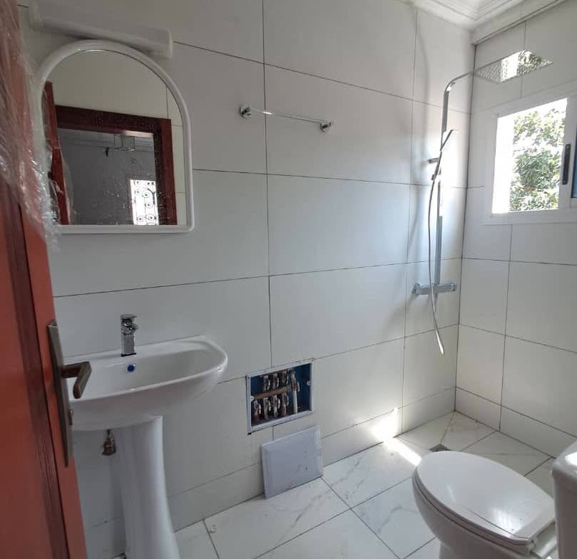 APPARTEMENT EN REMBOURSEMENT À MAKEPÈ 200000FCFA