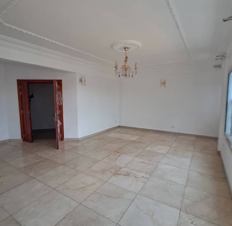 APPARTEMENT EN REMBOURSEMENT À MAKEPÈ 200000FCFA