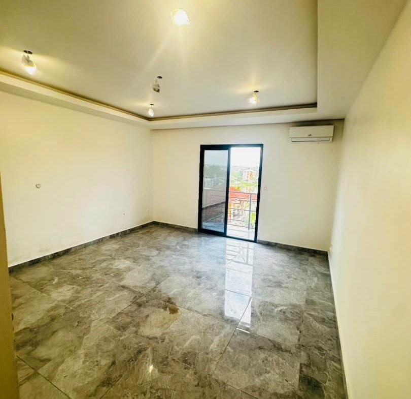 Magnifique appartement neuf et moderne situé à Kotto 500000 fcfa