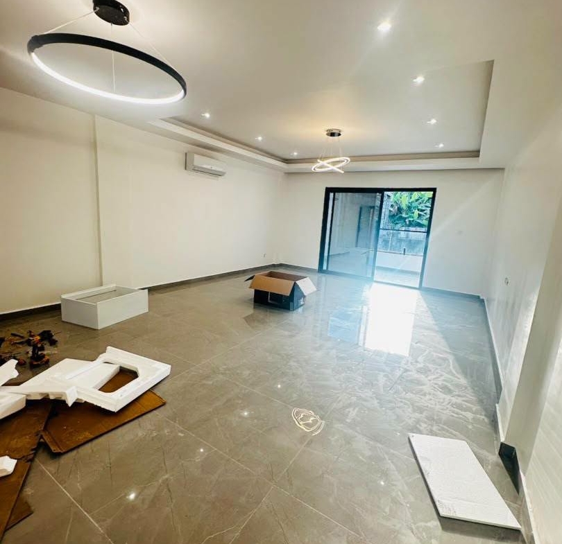 Magnifique appartement neuf et moderne situé à Kotto 500000 fcfa
