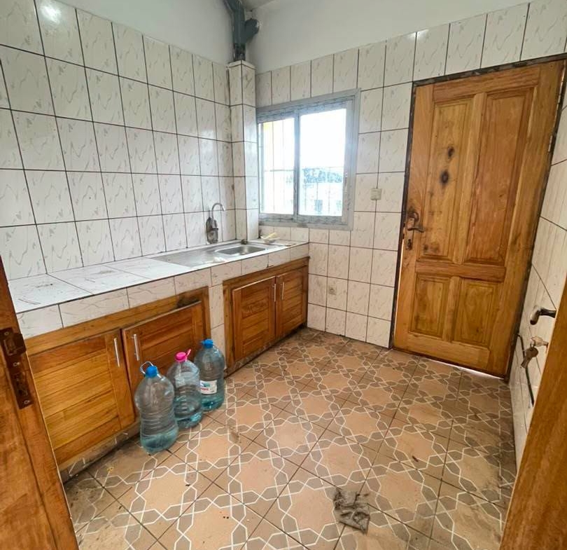 appartement moderne spacieux staffé Logpom 100000fcfa