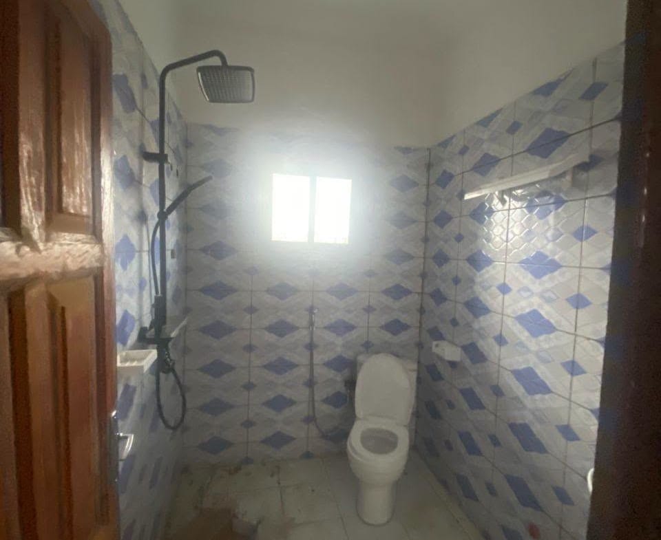 Appartement neuf 3 chambres à louer à Kotto Baden Baden, Douala