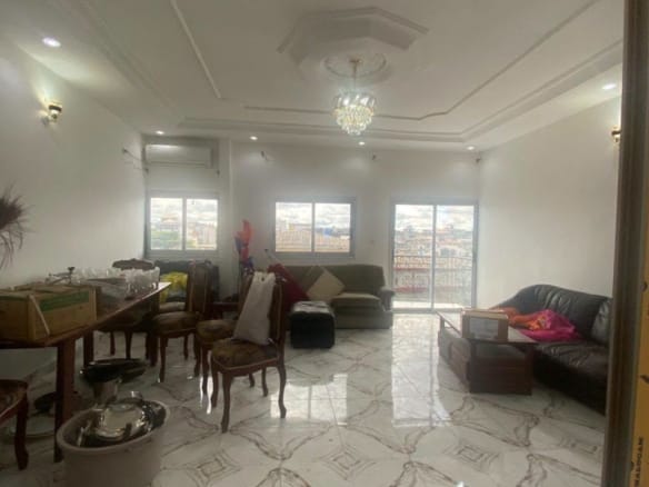 Appartement neuf 3 chambres à louer à Kotto Baden Baden, Douala