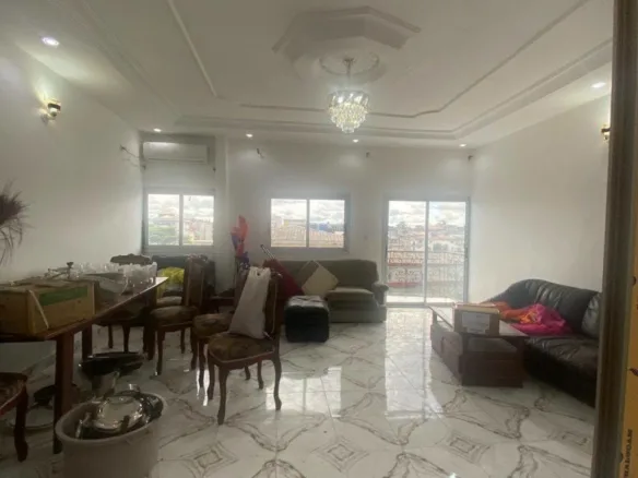 Appartement neuf 3 chambres à louer à Kotto Baden Baden, Douala