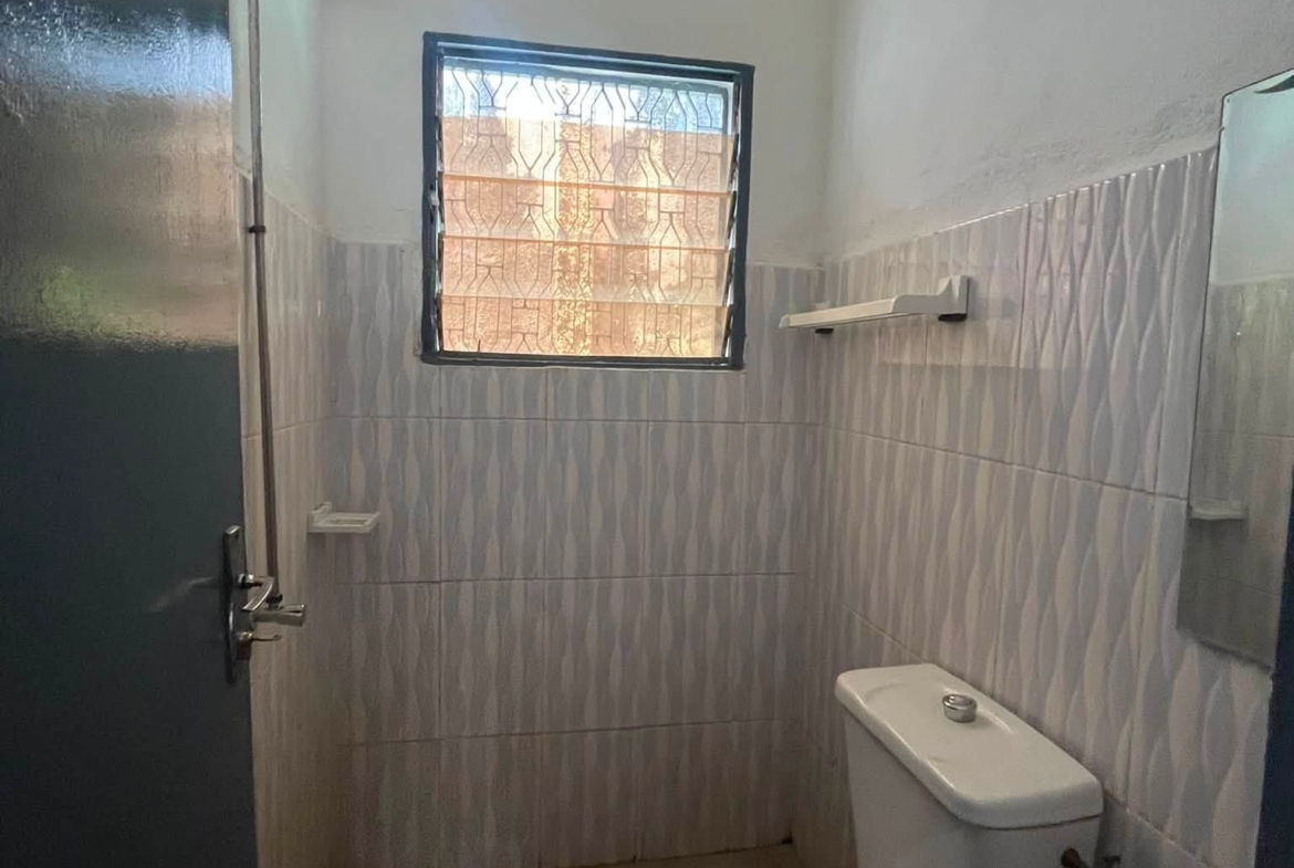 Appartement très propre disponible dans la barrière à Marouaré, Garoua