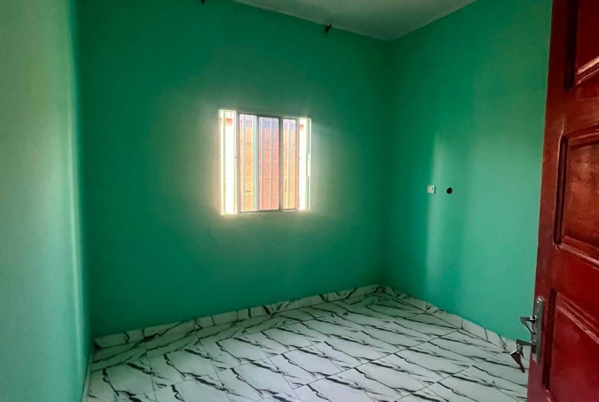 Appartement disponible dans un camp de 2 personnes à Djamboutou Garoua