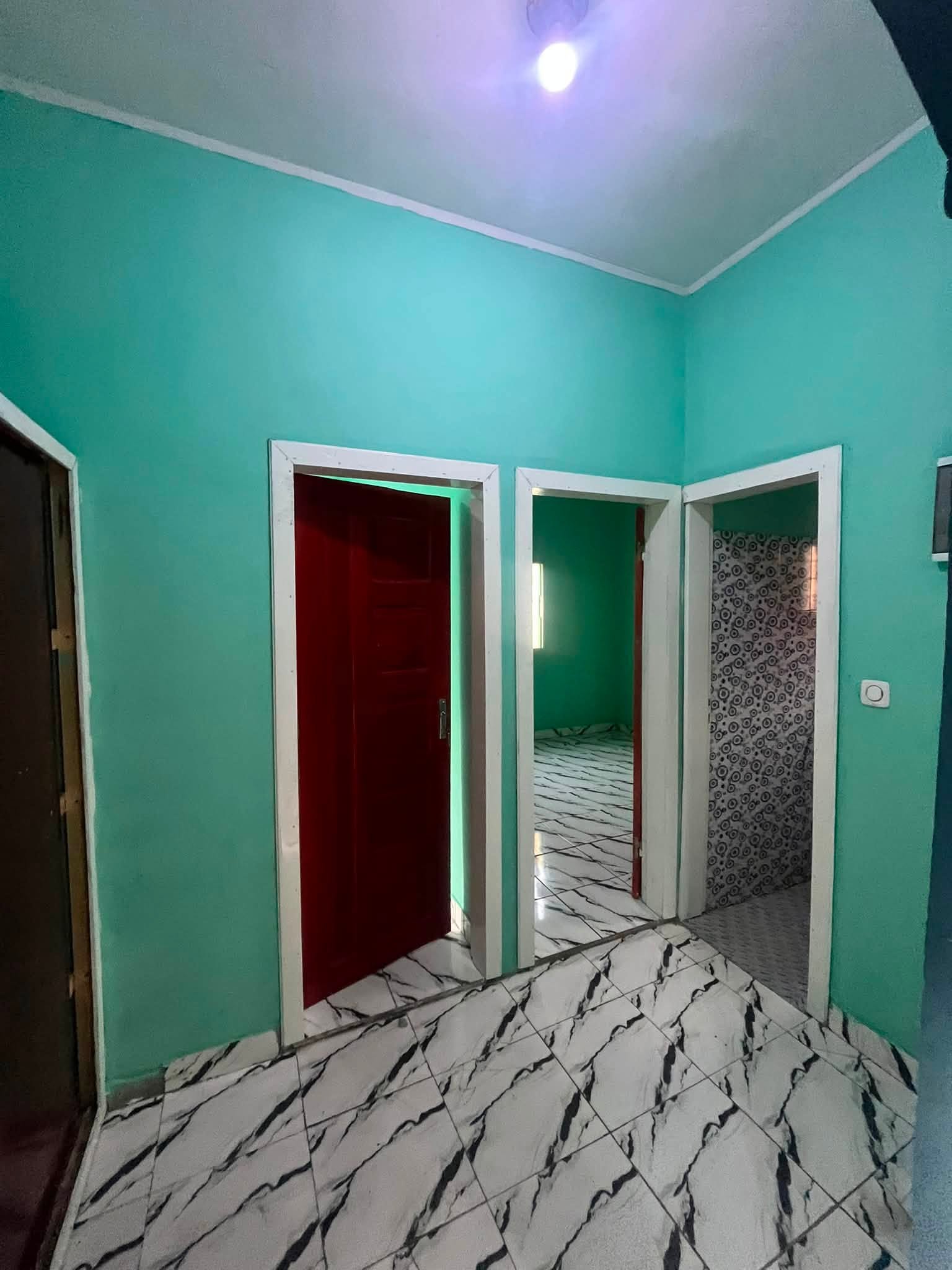 Appartement disponible dans un camp de 2 personnes à Djamboutou Garoua