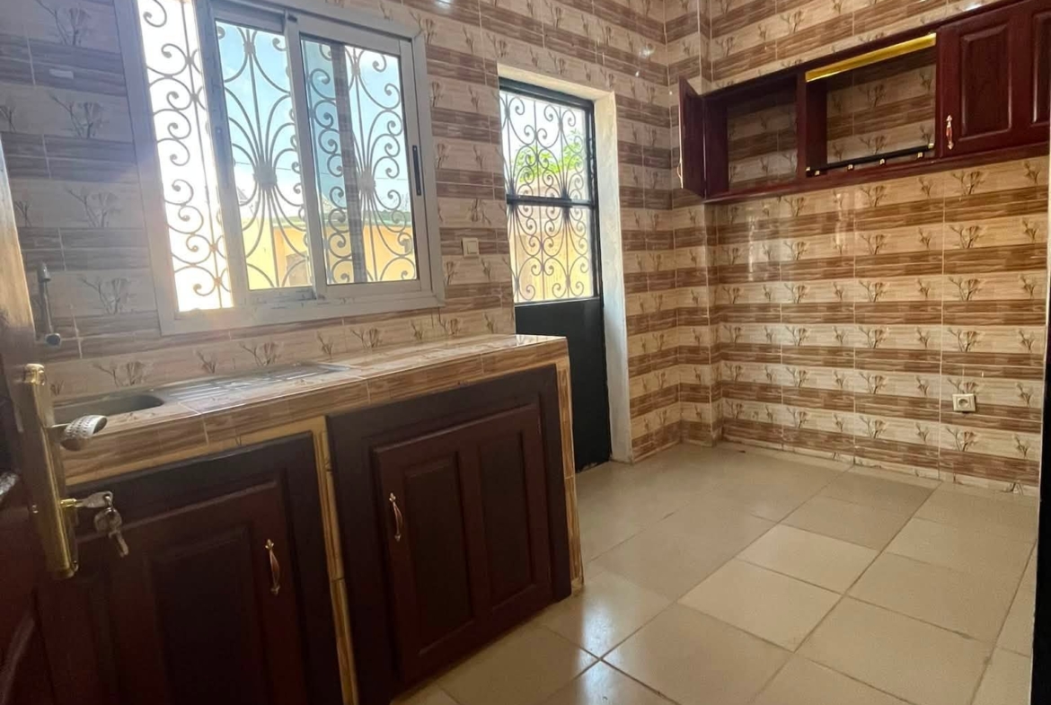 Appartement 4 chambres dans un Camp à Marouaré, Garoua