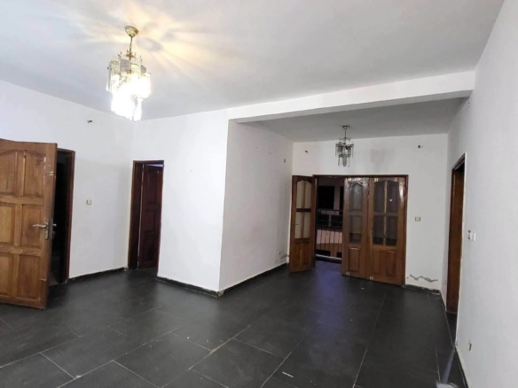 Appartement confortable 2 chambres à louer à Shell Nsimeyong