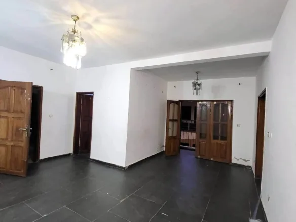 Appartement confortable 2 chambres à louer à Shell Nsimeyong
