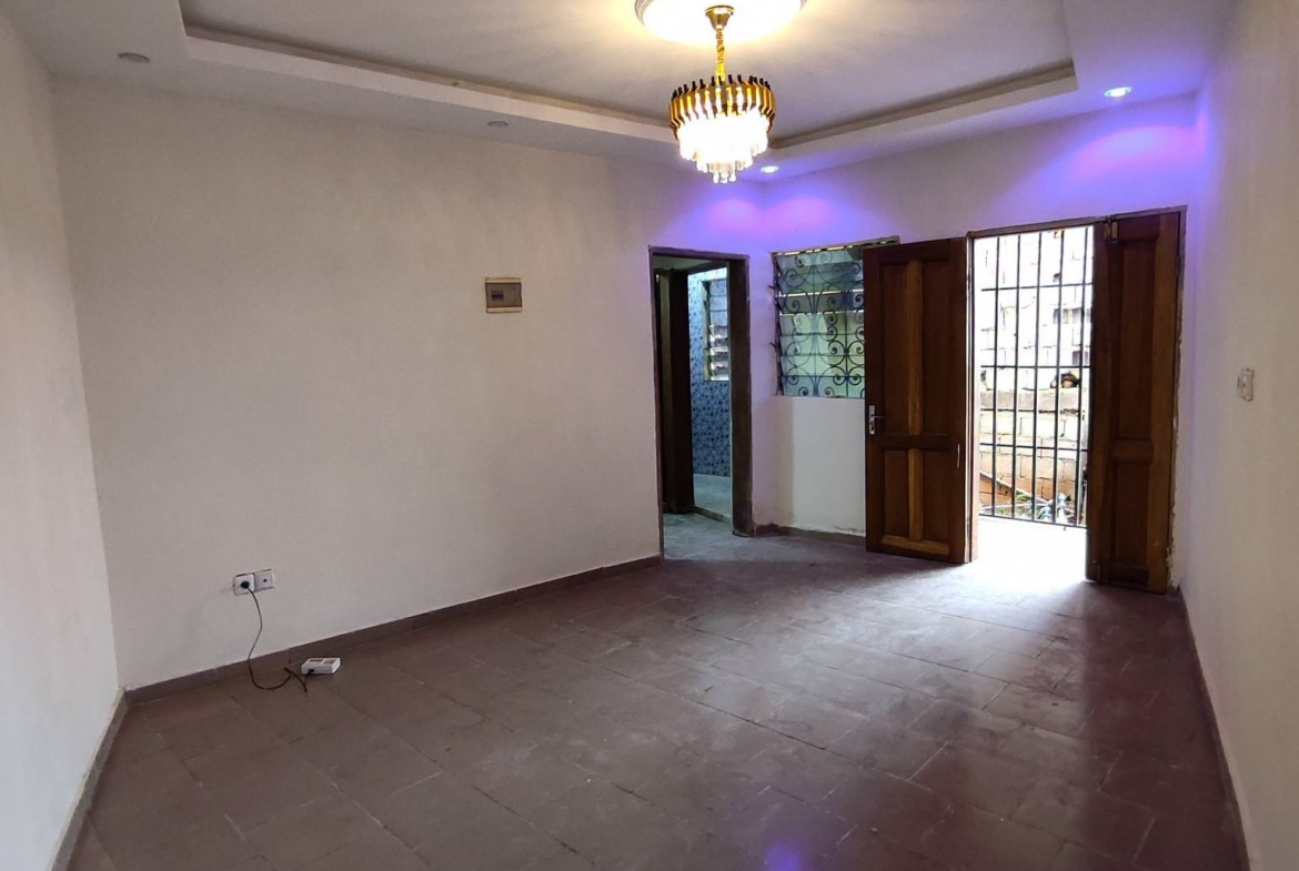 Studio moderne à louer à Simbock, Yaoundé 55000 FCFA