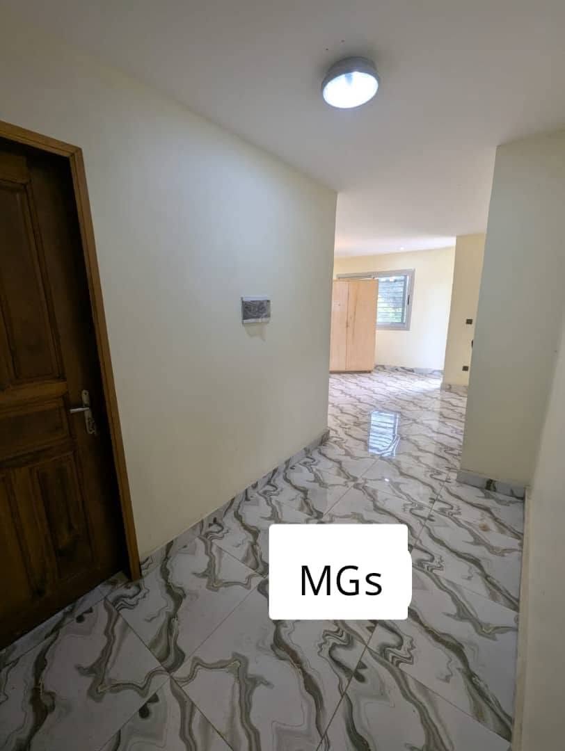 Appartement moderne 2 chambres Bafoussam Éveché