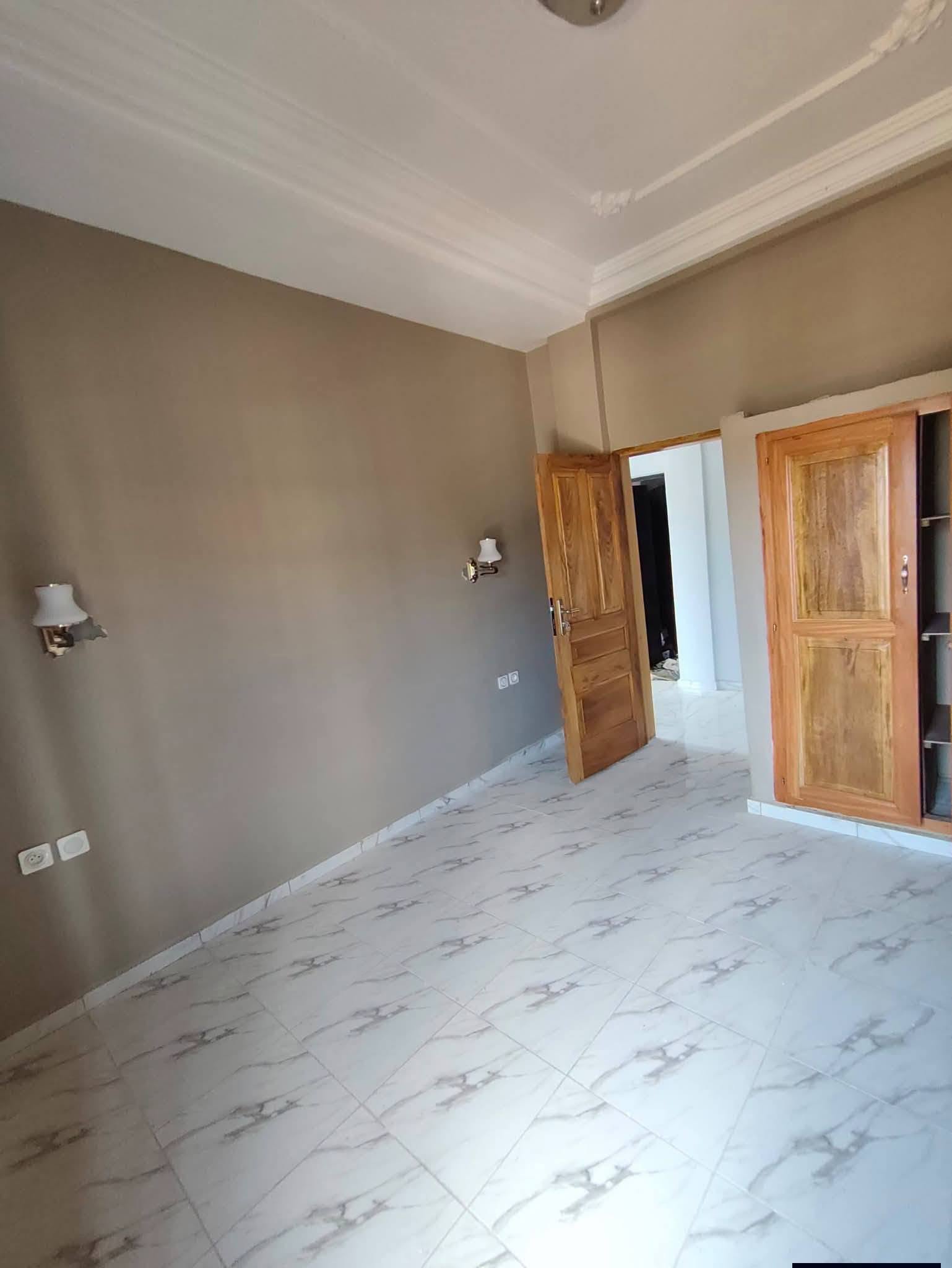 MAGNIFIQUE APPARTEMENT NEUF EMANA 100000 fcfa