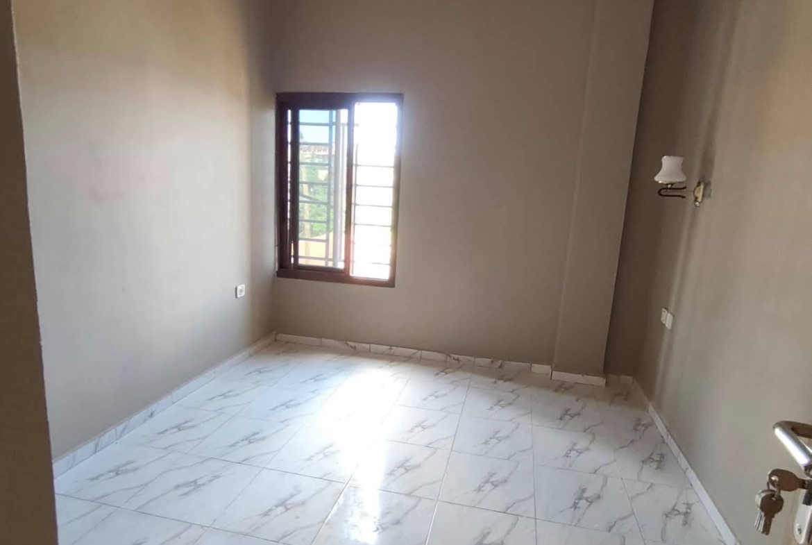 MAGNIFIQUE APPARTEMENT NEUF EMANA 100000 fcfa